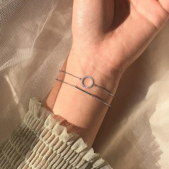 Jewelry - 925 Sterling Silver Diamond Circle Bar Bracelet